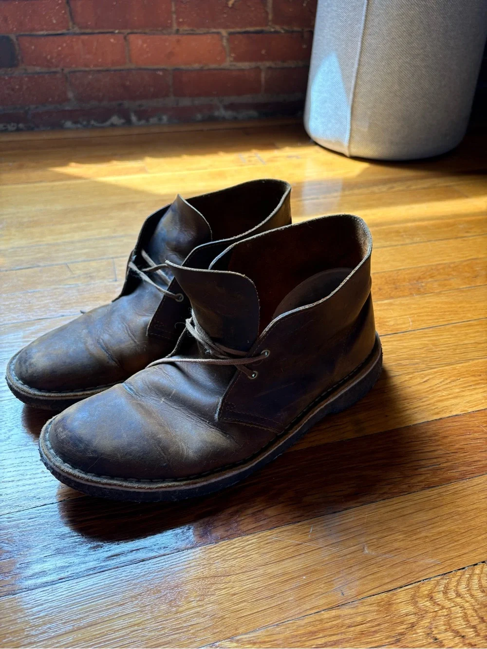 Clark’s Men’s Brown Leather Chukka Boots